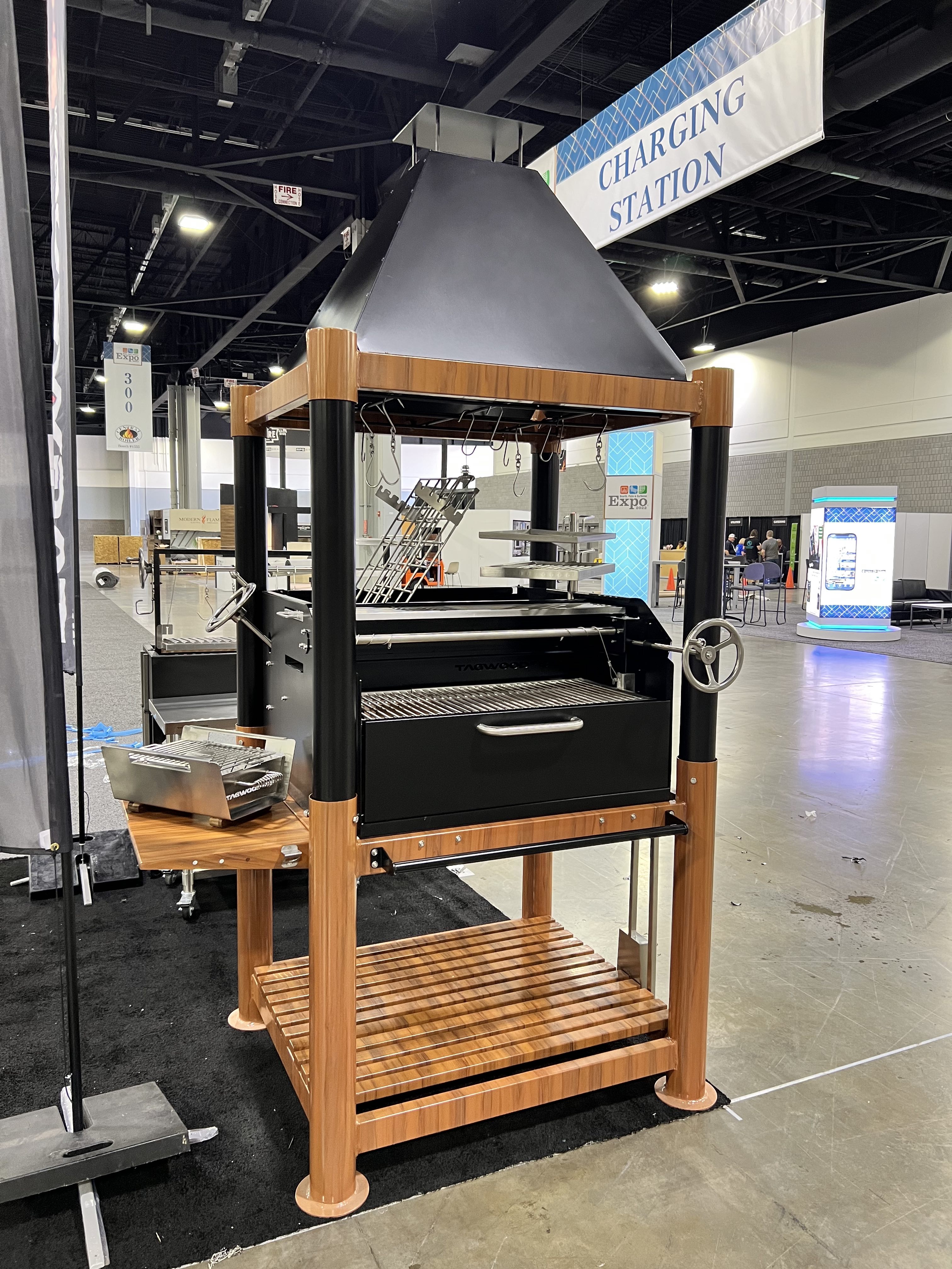 Argentine Charcoal Grill with Firebox Adjustable Grates Fire bricks and 6 Grilling Surfaces Tagwood BBQ02SI - PRE-ORDER